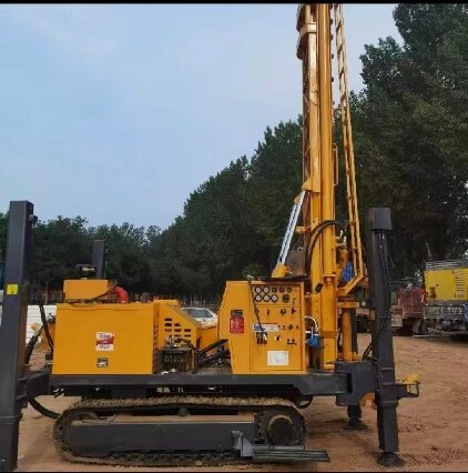 颍上岩石井施工